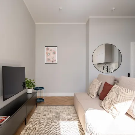 Bold 1909 Residences - Art Nouveau Living Apartament
