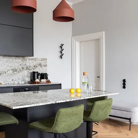 Bold 1909 Residences - Art Nouveau Living Daire