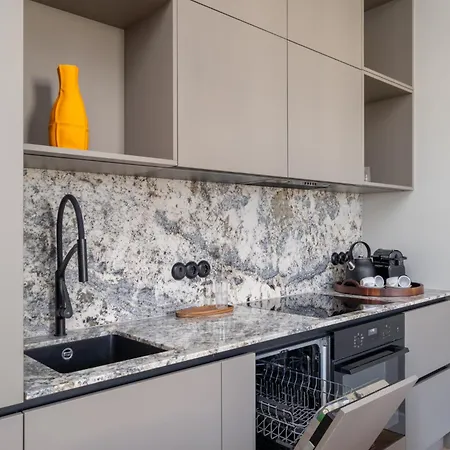 Bold 1909 Residences - Art Nouveau Living Daire *