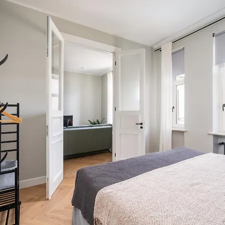 公寓 Bold 1909 Residences - Art Nouveau Living