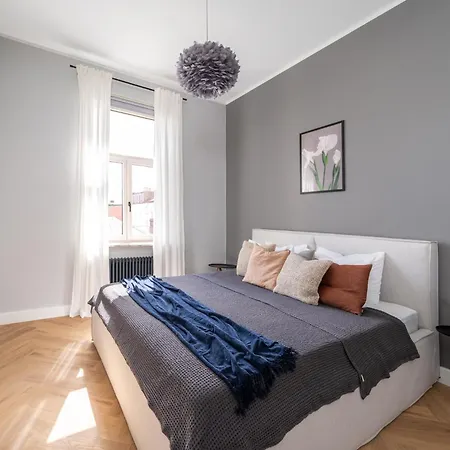 Bold 1909 Residences - Art Nouveau Living Riga