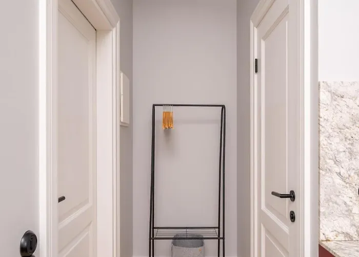 Bold 1909 Residences - Art Nouveau Living Apartment