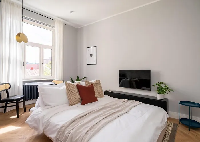 Bold 1909 Residences - Art Nouveau Living Apartment Riga