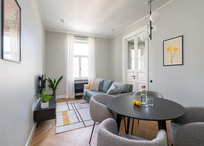 Apartment Bold 1909 Residences - Art Nouveau Living